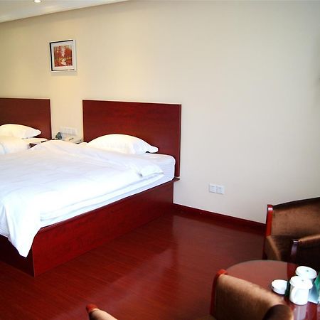 Greentree Inn Jiangsu Zhenjiang Jiangsu Science And Technology University Youth Square Express Hotel Янчжоу Экстерьер фото