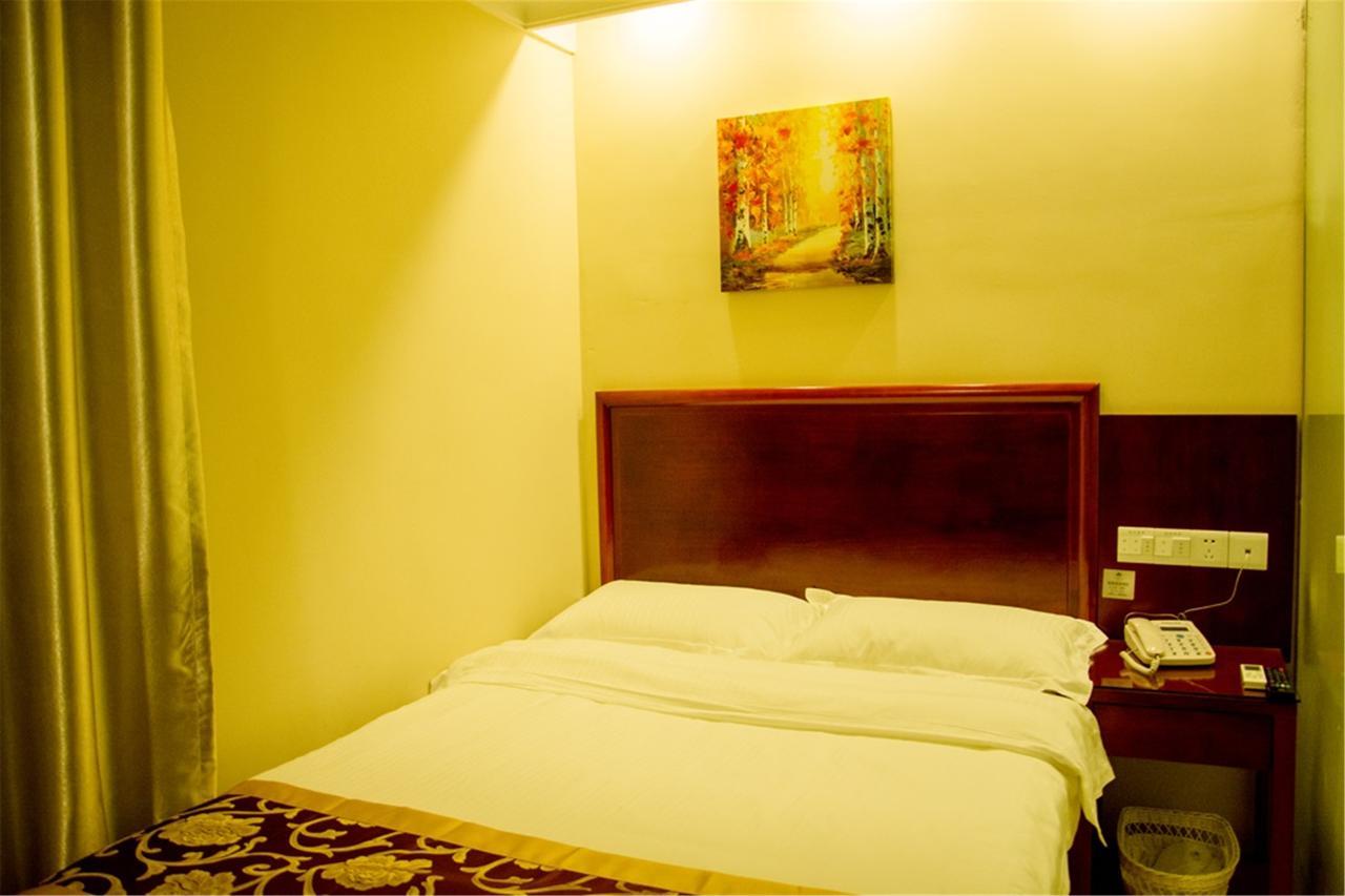 Greentree Inn Jiangsu Zhenjiang Jiangsu Science And Technology University Youth Square Express Hotel Янчжоу Экстерьер фото